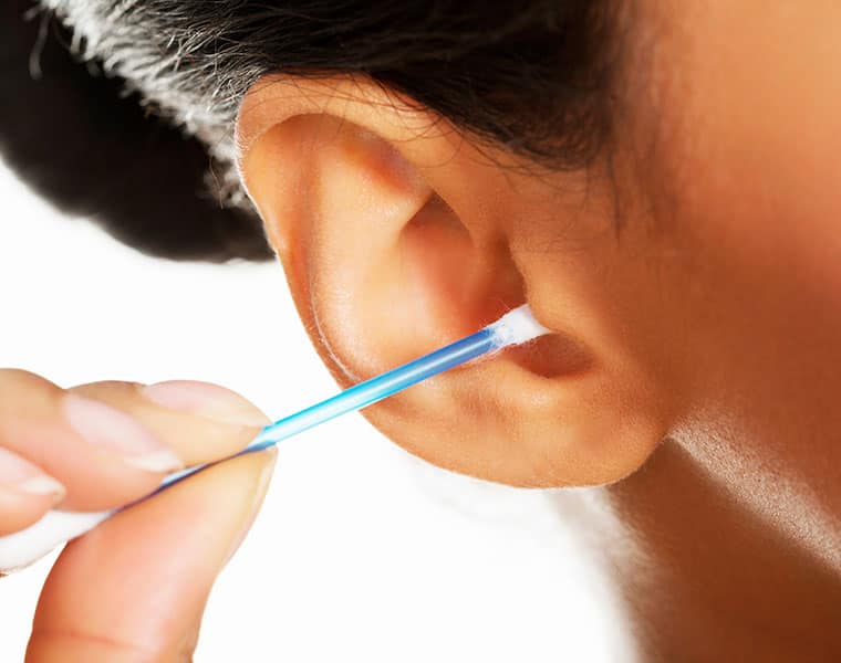 4 ways to clean your ears without earbuds