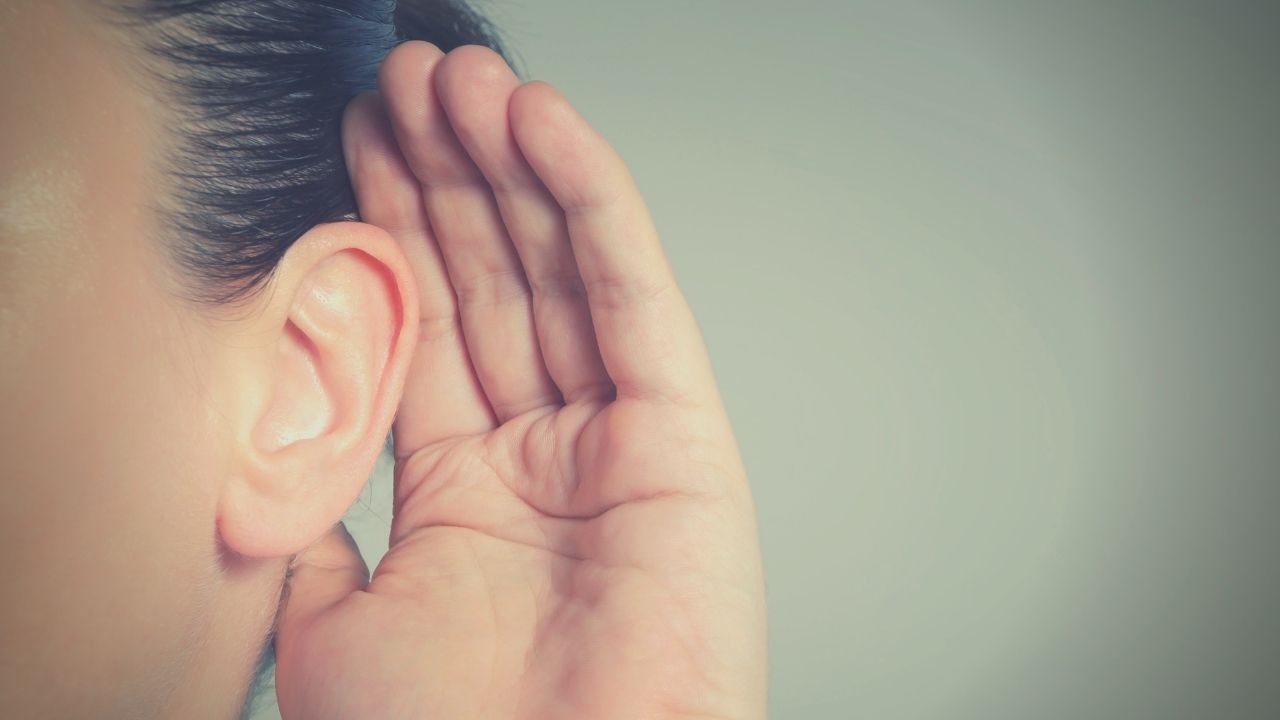 7 Remarkable Spiritual Reasons For Your Ears Ringing (Left ...