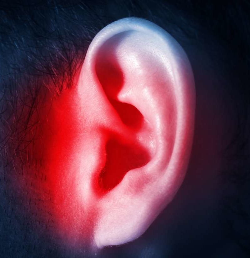 Ear barotrauma: Causes, treatment, and recovery time