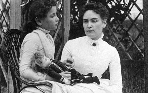 How did Helen Keller learn to read, write and speak?