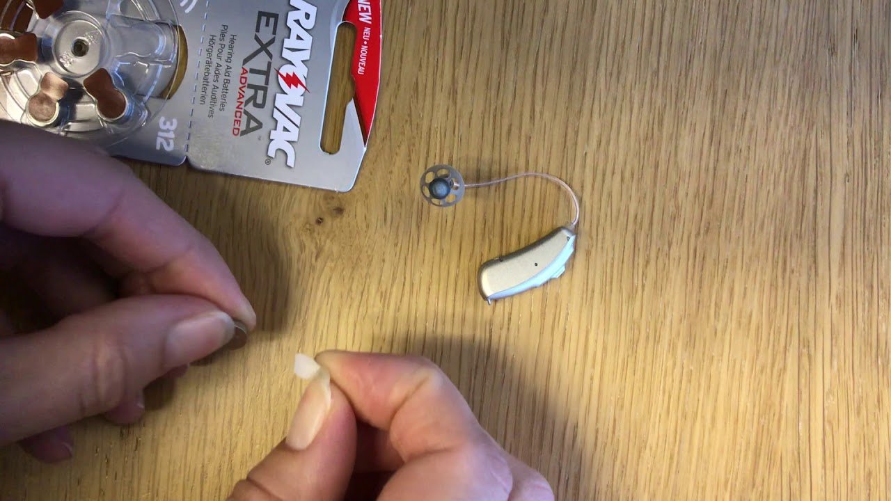 How to change a hearing aid battery.