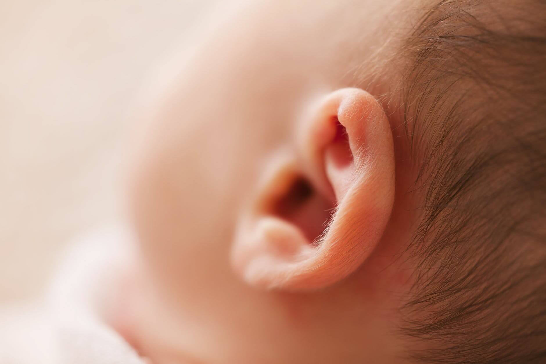 How to Tell If Baby Has an Ear Infection? Signs and Symptoms