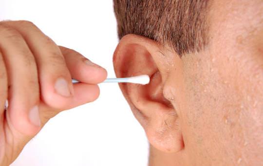 How to Unclog a Clogged Ear?