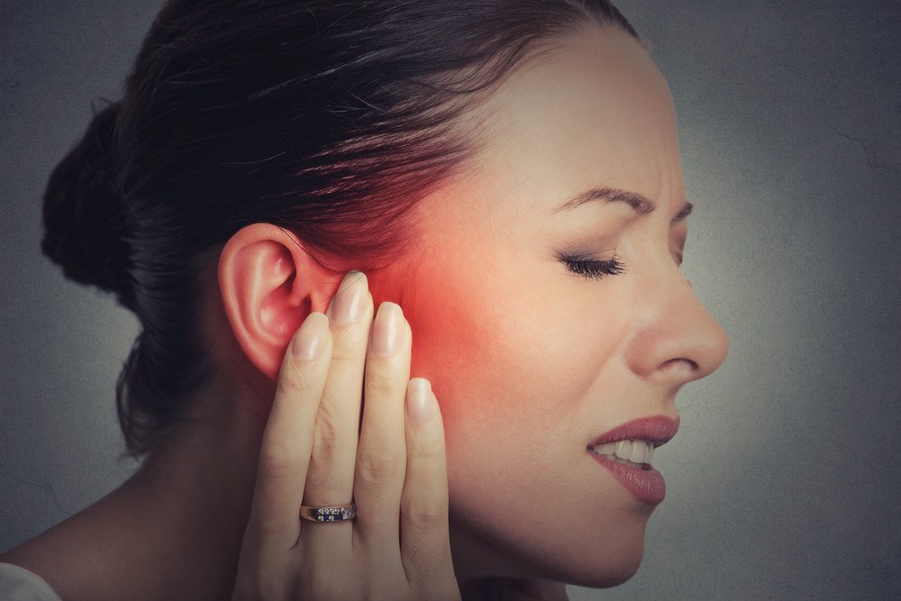 Swollen Ear Canal: Common Causes, Symptoms, and Treatment ...