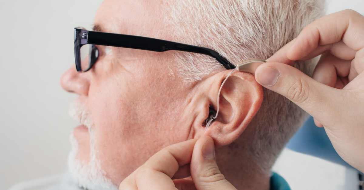 Tips for wearing a face mask with hearing aids